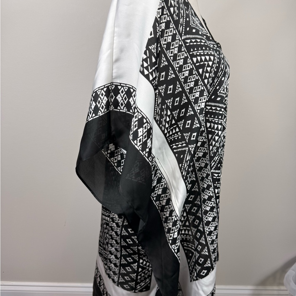 Michael Kors black  and white print kaftan tunic top size L/XL - Picture 6 of 7